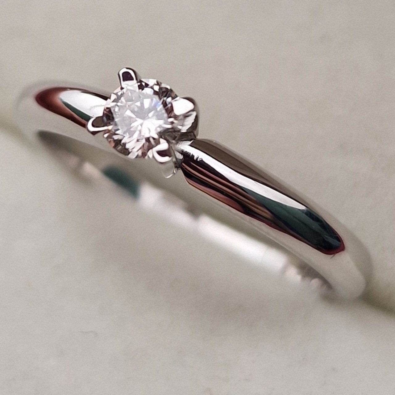 Кольцо Deimantas 100685945 16,51р 2,38гр 0,174ct. купить,NaN