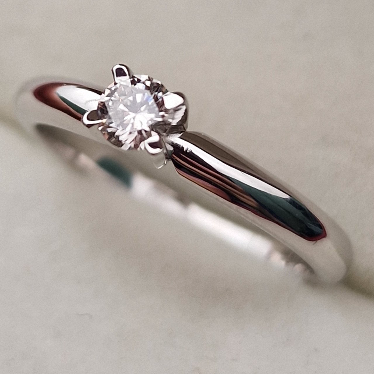 Кольцо Deimantas 100685945 16,51р 2,38гр 0,174ct. купить,NaN