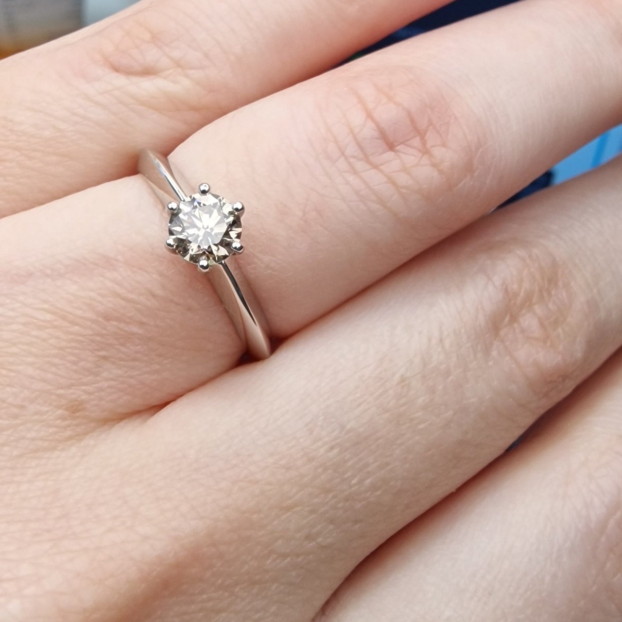 Кольцо Deimantas 100685965 17р 2,45гр 0,53ct. купить,NaN