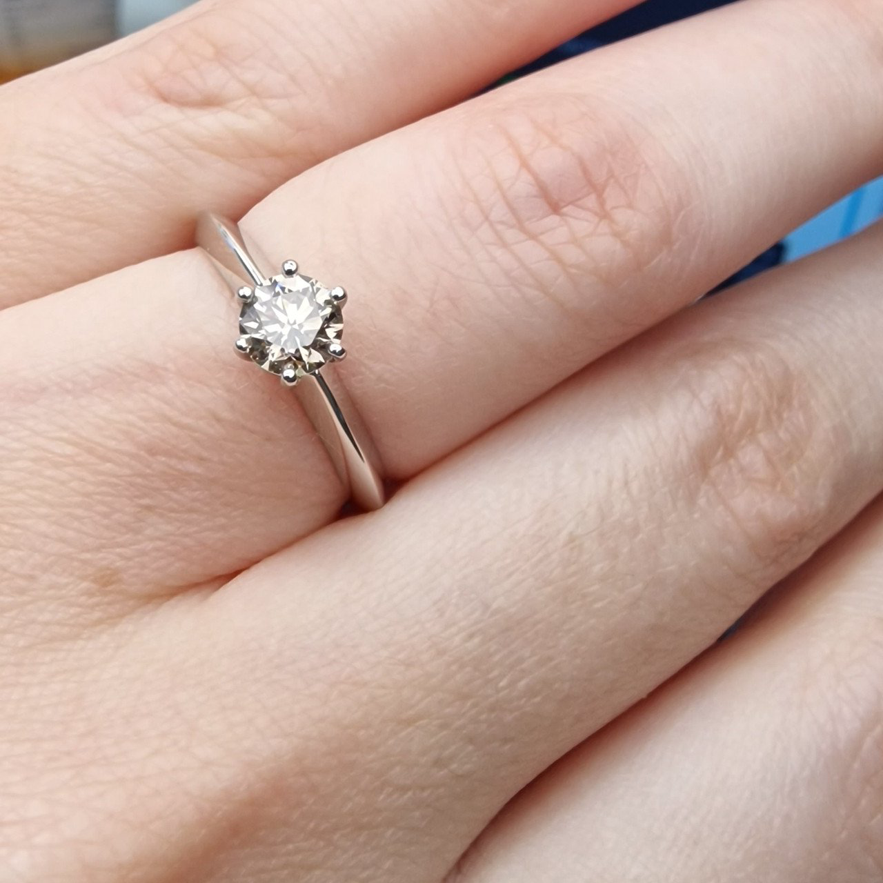 Кольцо Deimantas 100685965 17р 2,45гр 0,53ct. купить,NaN