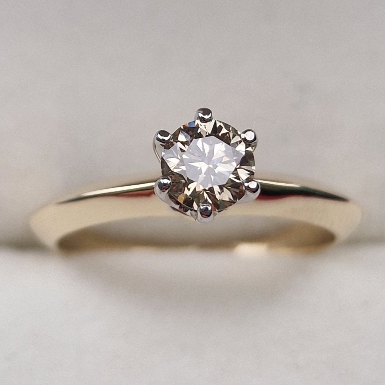 Кольцо Deimantas 100685984 16,5р 2,59гр 0,482ct. купить,NaN
