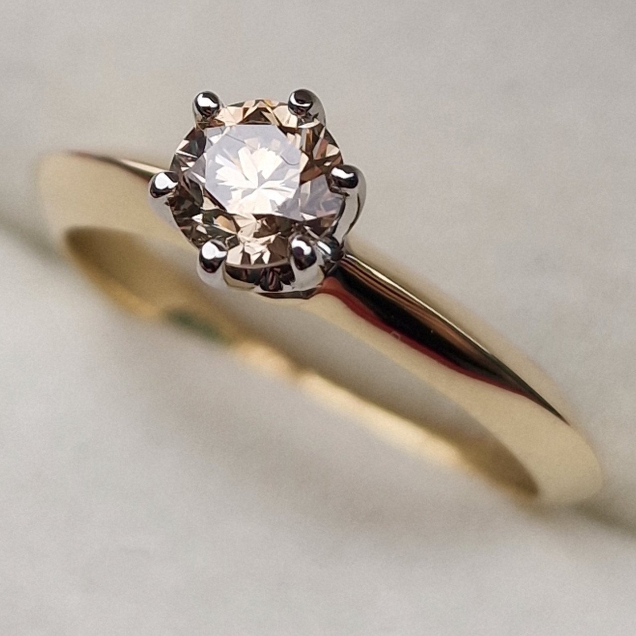 Кольцо Deimantas 100685992 16,7р 2,55гр 0,485ct. купить,NaN