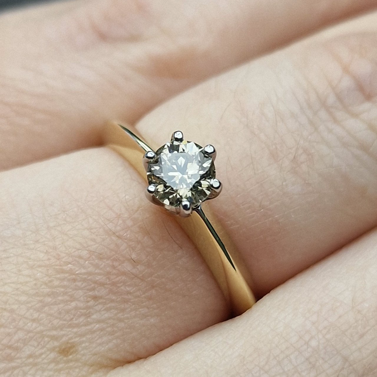 Кольцо Deimantas 100685984 16,5р 2,59гр 0,482ct. купить,NaN