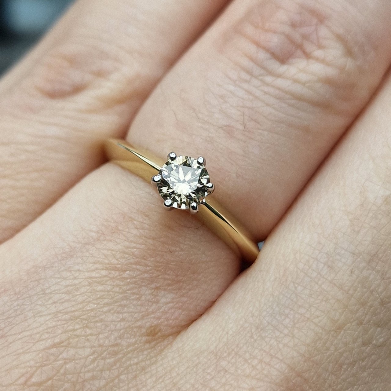 Кольцо Deimantas 100685992 16,7р 2,55гр 0,485ct. купить,NaN