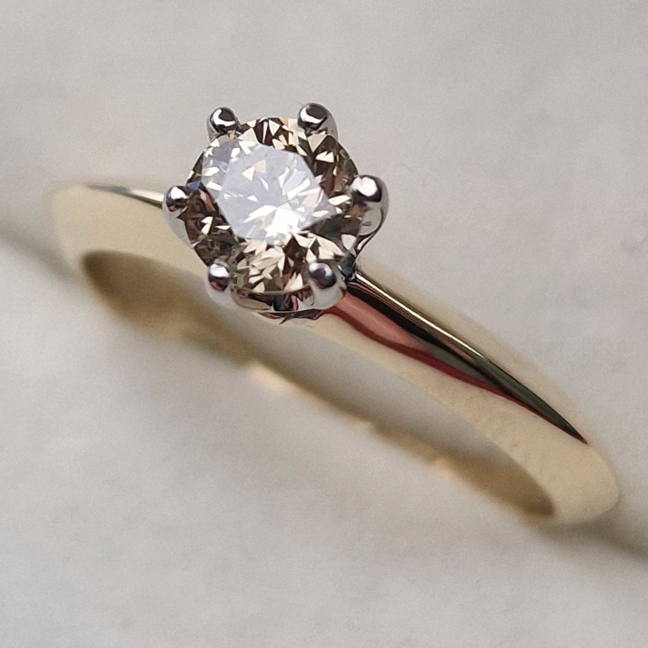 Кольцо Deimantas 100685984 16,5р 2,59гр 0,482ct. купить,NaN