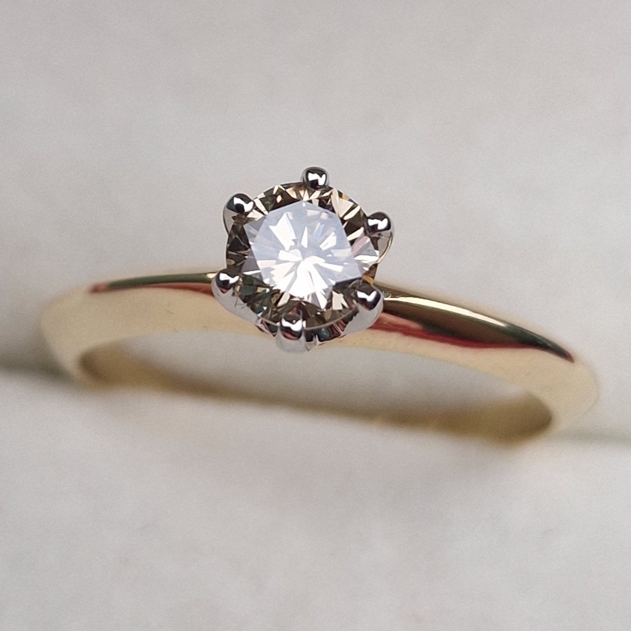 Кольцо Deimantas 100685999 17,5р 2,52гр 0,445ct. купить,367000