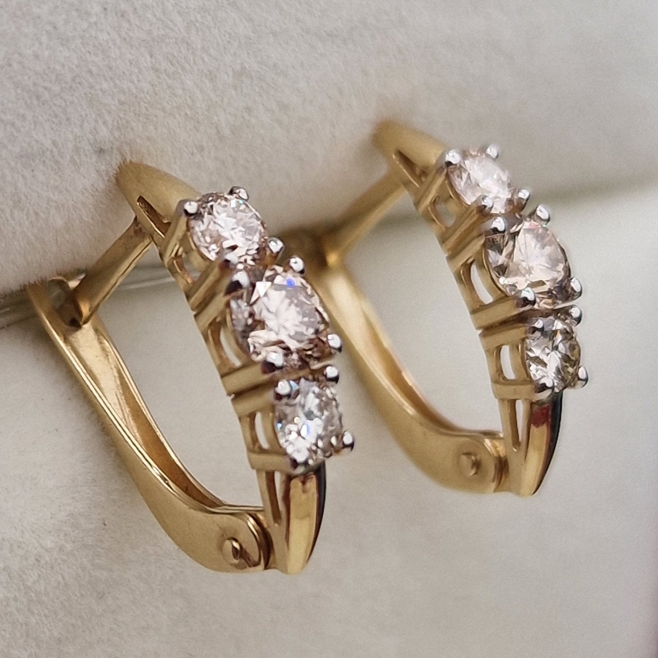 Серьги Deimantas 101075302 2,19гр 0,92ct. купить,NaN