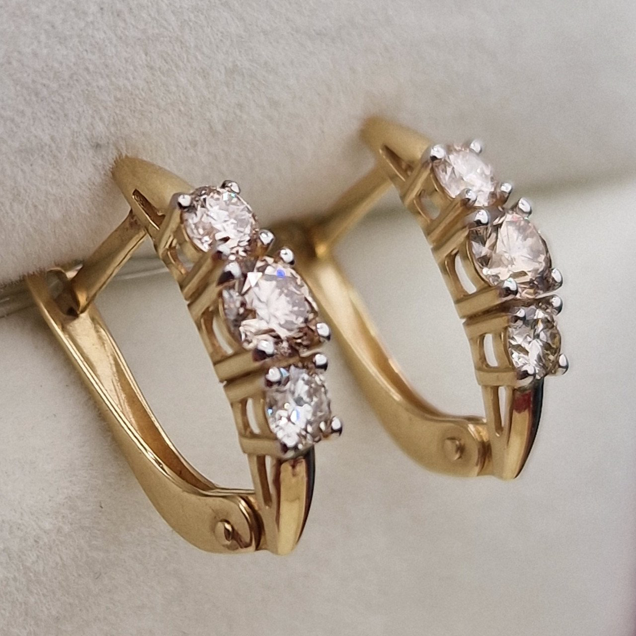 Серьги Deimantas 101075302 2,19гр 0,92ct. купить,NaN