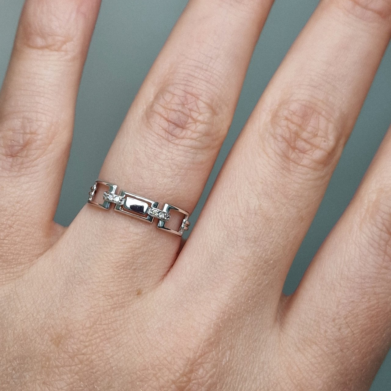 Кольцо Deimantas 101102963 17р 1,35гр 0,022ct. купить,NaN