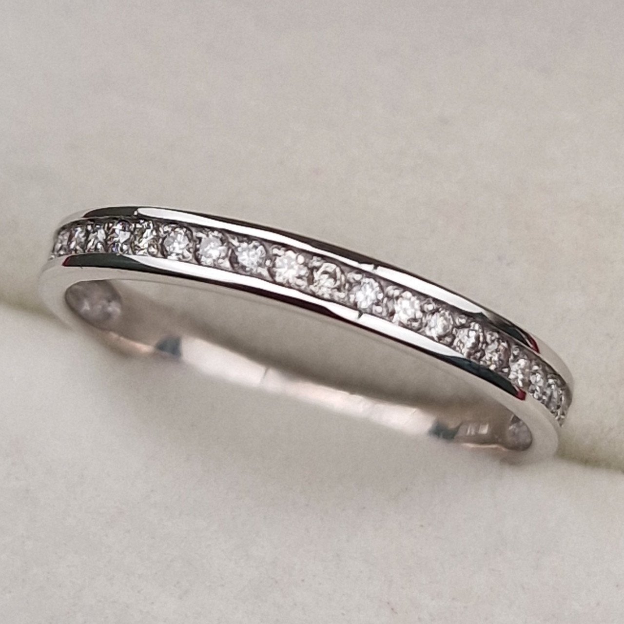 Кольцо Deimantas 101102976 18р 1,69гр 0,22ct. купить,NaN
