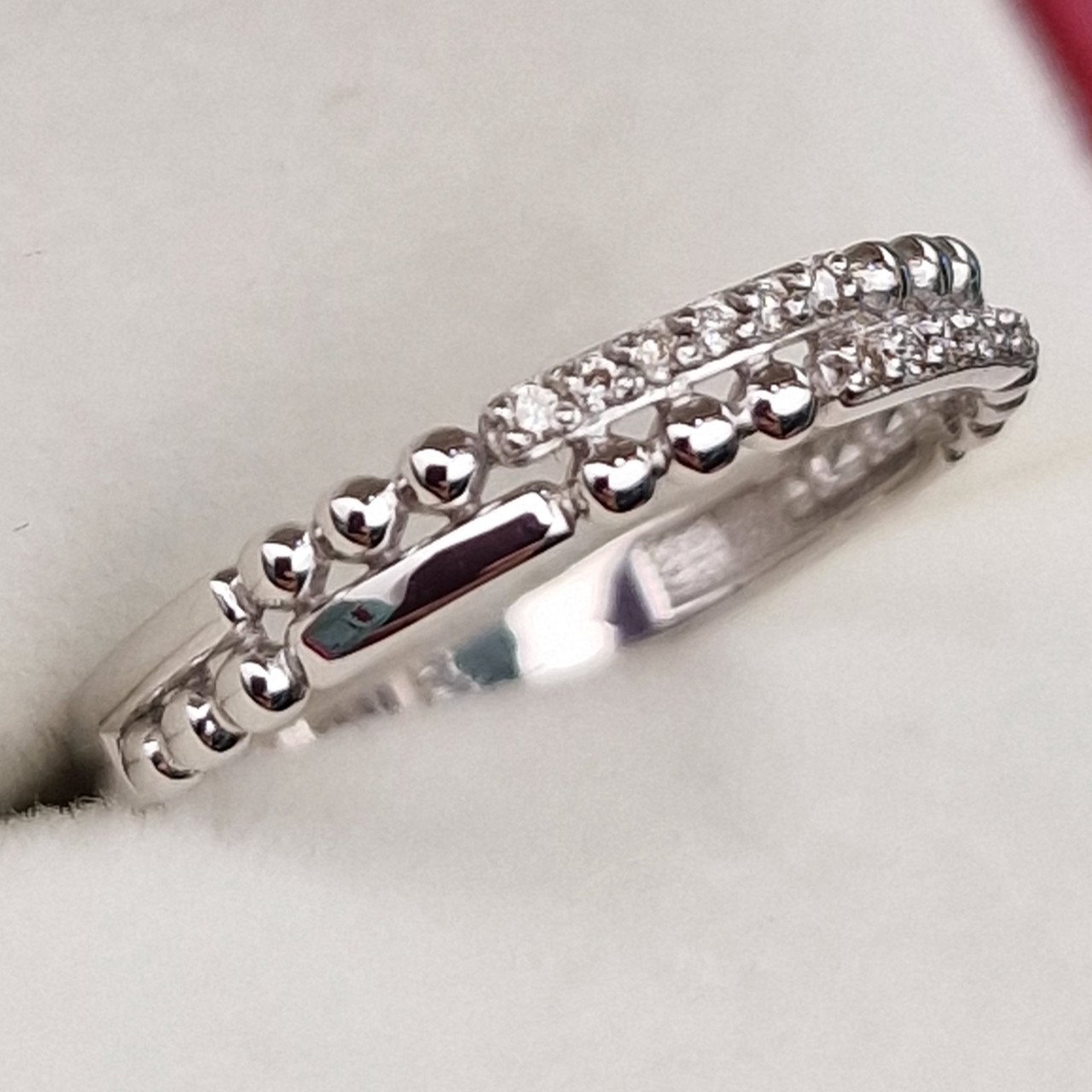 Кольцо Deimantas 101102979 17р 1,48гр 0,053ct. купить,NaN