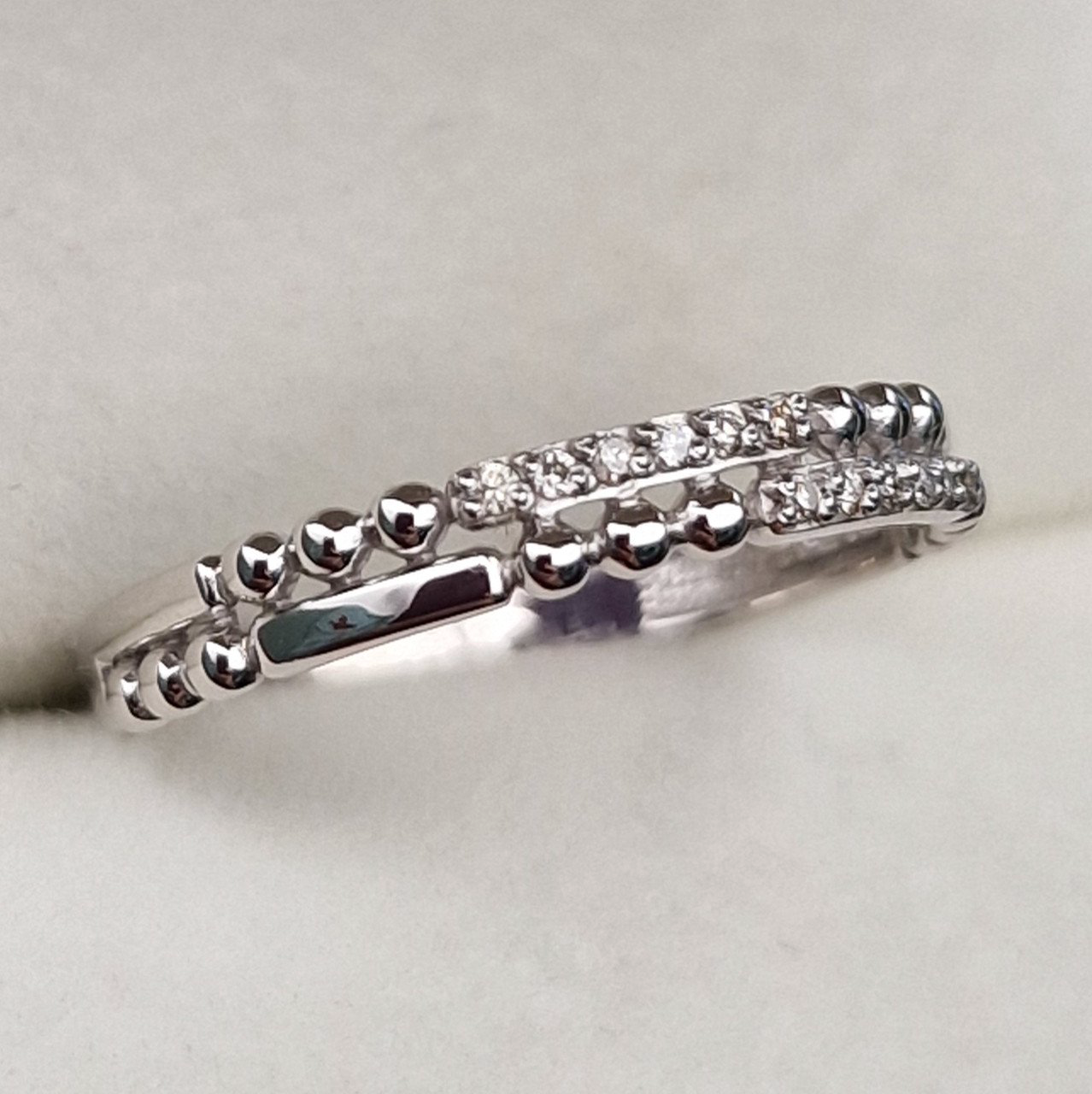Кольцо Deimantas 101102979 17р 1,48гр 0,053ct. купить,NaN