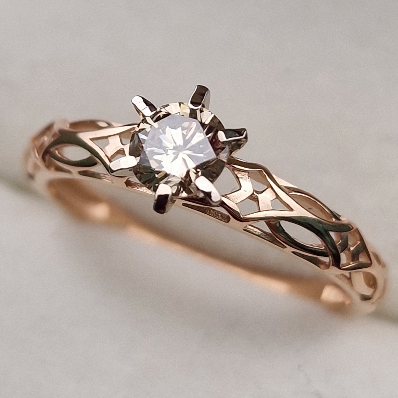 Кольцо Deimantas 101102981 17,5р 1,5гр 0,415ct. купить,NaN
