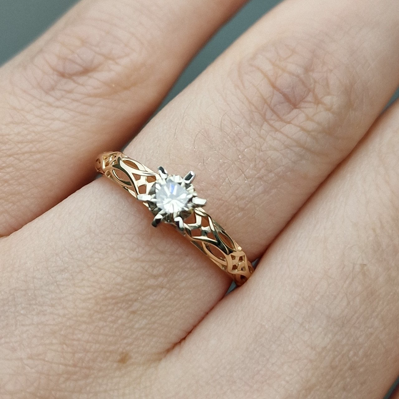 Кольцо Deimantas 101102981 17,5р 1,5гр 0,415ct. купить,NaN