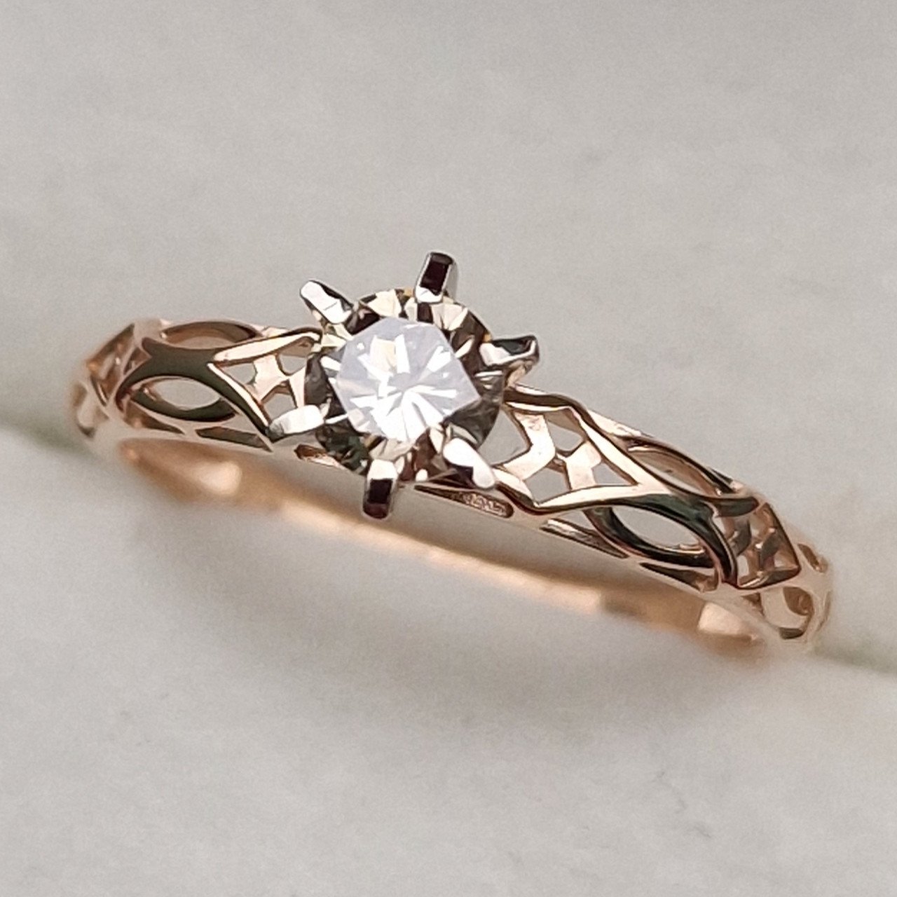 Кольцо Deimantas 101102981 17,5р 1,5гр 0,415ct. купить,NaN