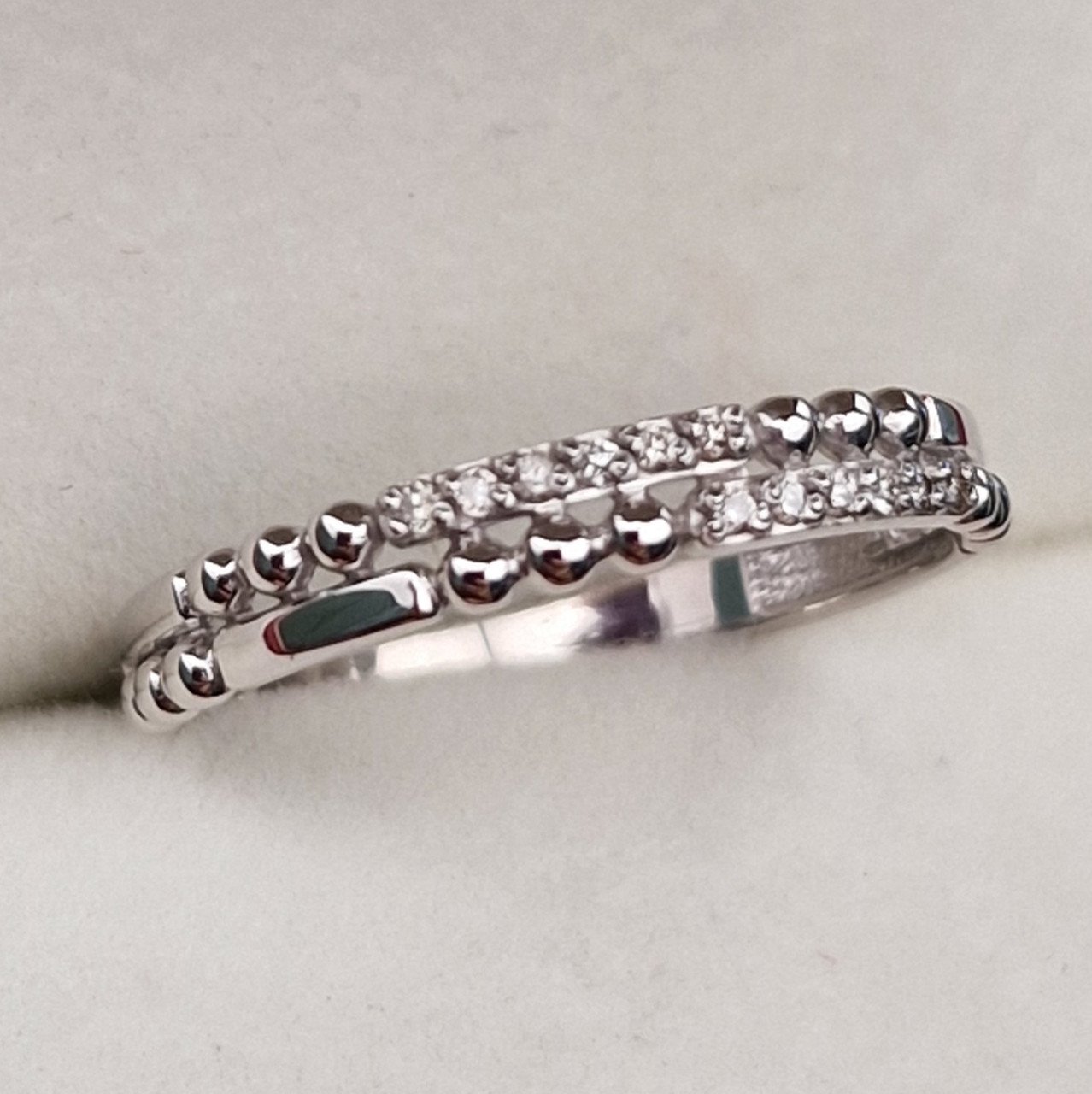 Кольцо Deimantas 101102979 17р 1,48гр 0,053ct. купить,NaN