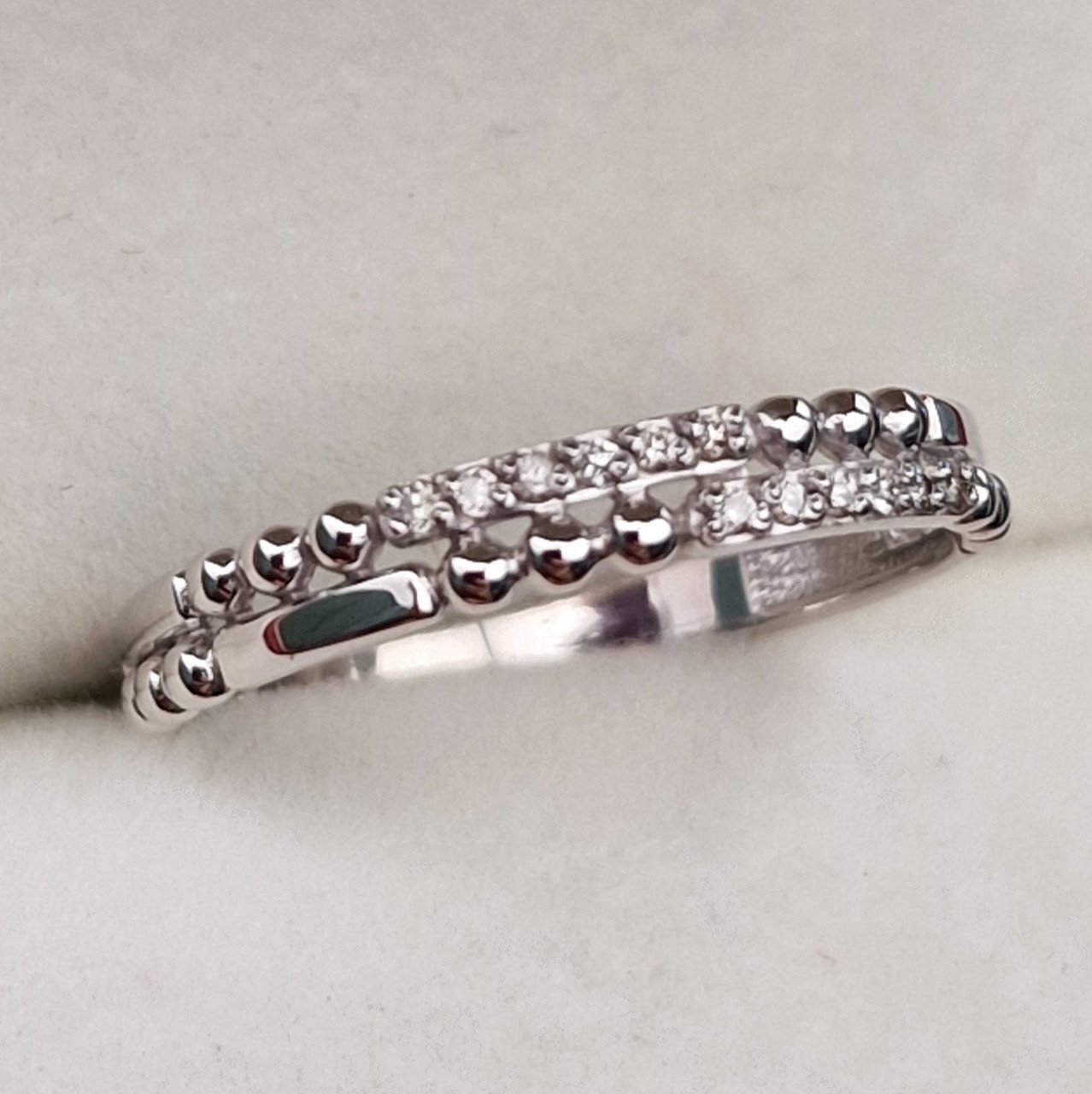 Кольцо Deimantas 101102979 17р 1,48гр 0,053ct. купить,NaN