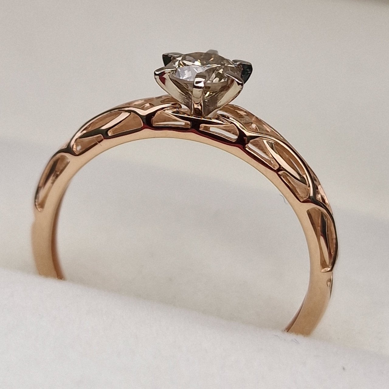 Кольцо Deimantas 101102981 17,5р 1,5гр 0,415ct. купить,NaN