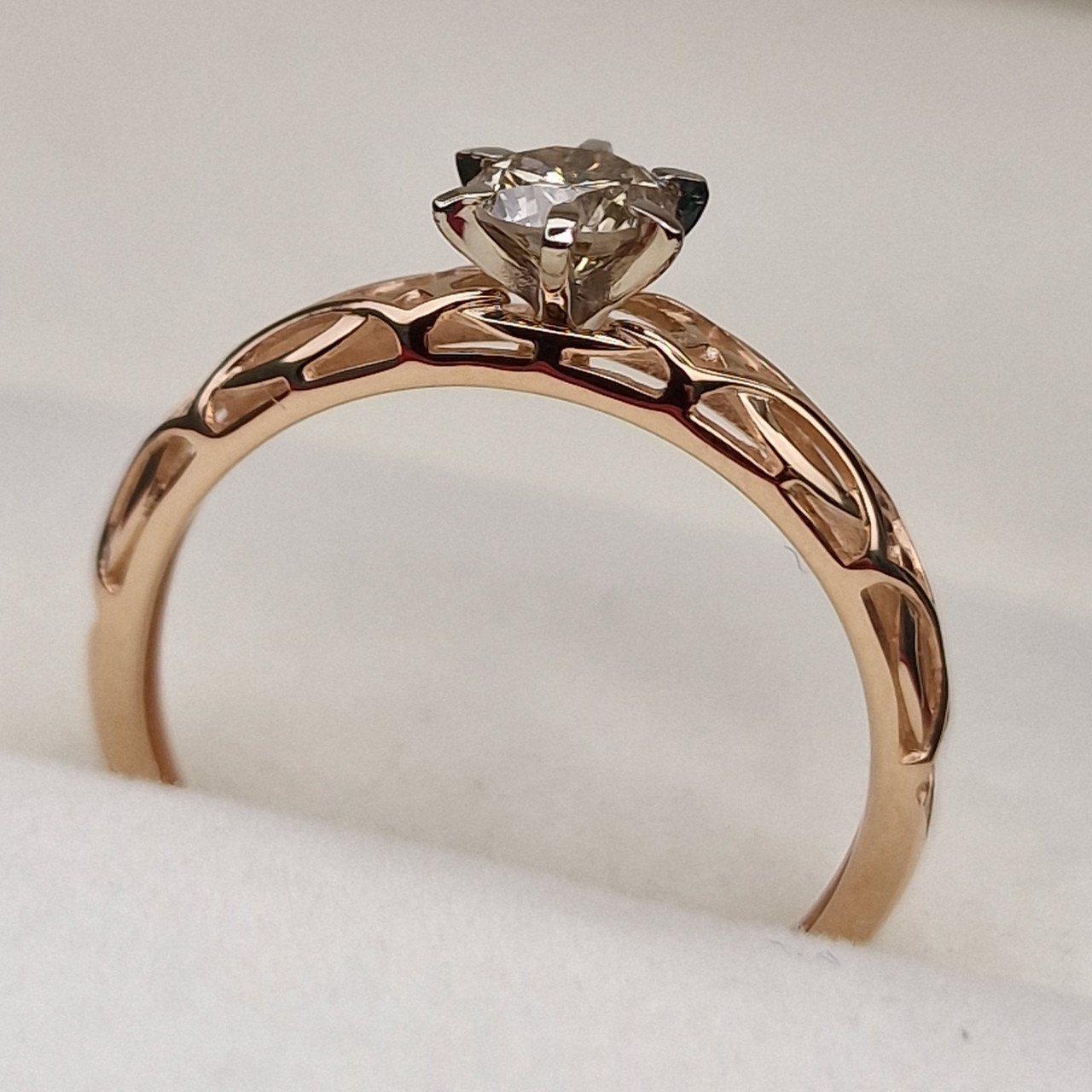 Кольцо Deimantas 101102981 17,5р 1,5гр 0,415ct. купить,NaN