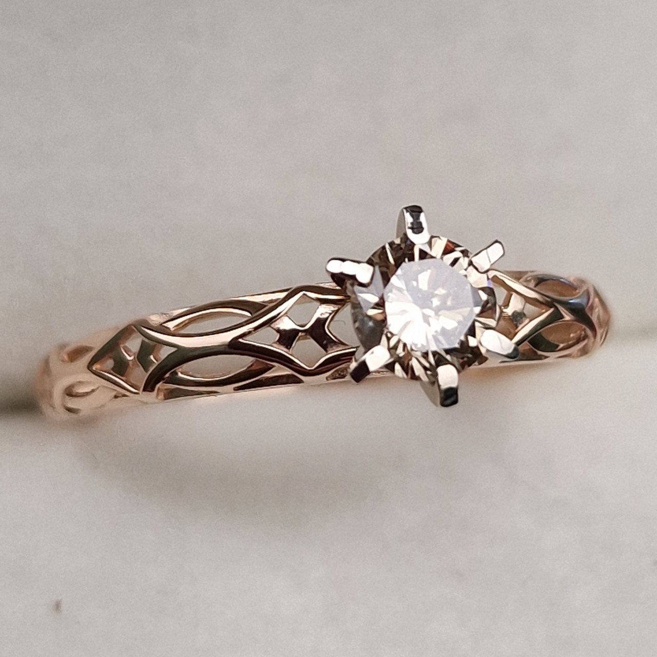 Кольцо Deimantas 101102981 17,5р 1,5гр 0,415ct. купить,NaN