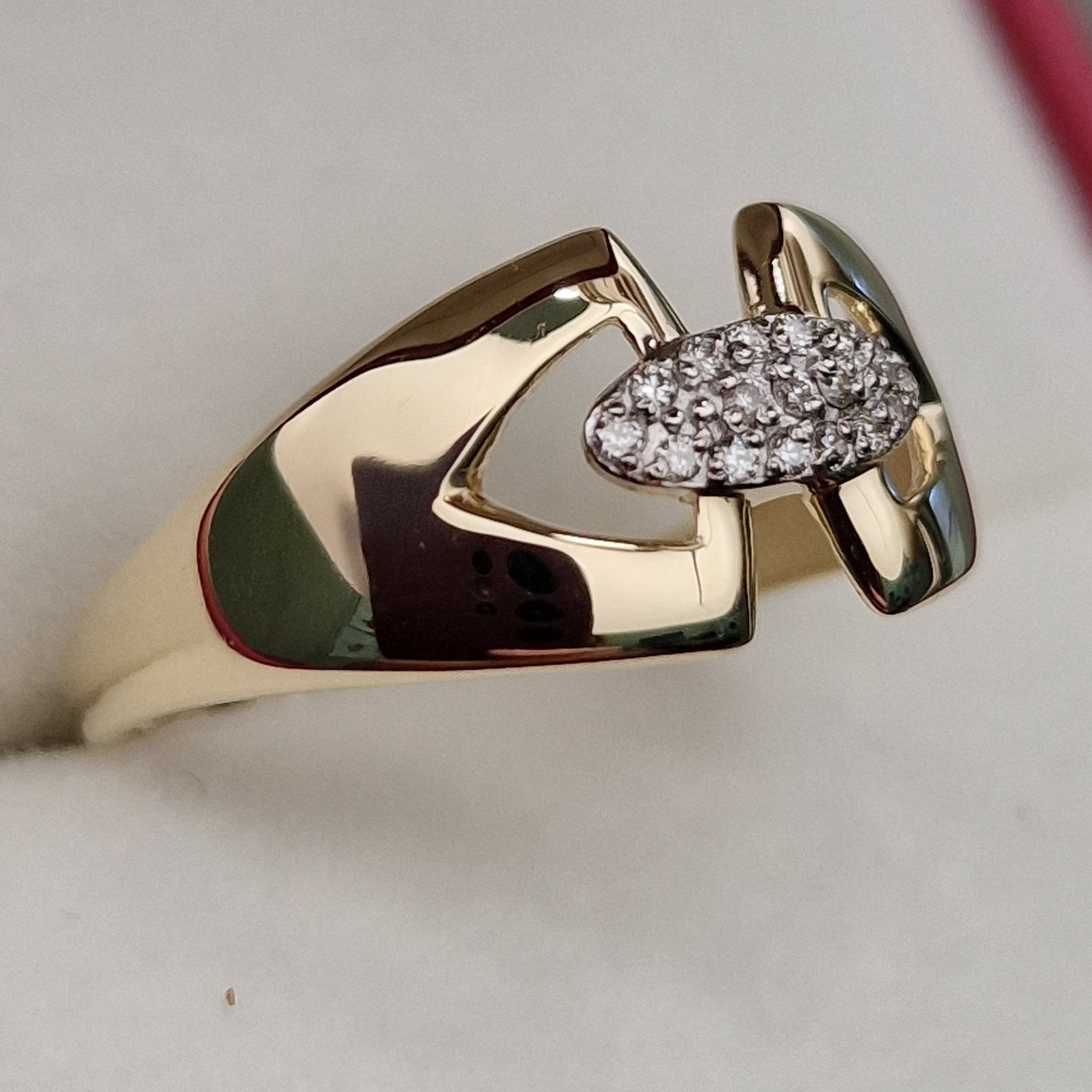 Кольцо Deimantas 101103015 17р 1,71гр 0,073ct. купить,NaN