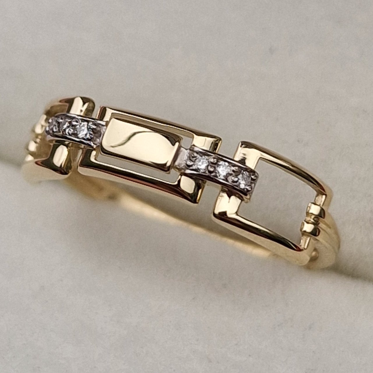Кольцо Deimantas 101103110 16,5р 1,37гр 0,029ct. купить,NaN
