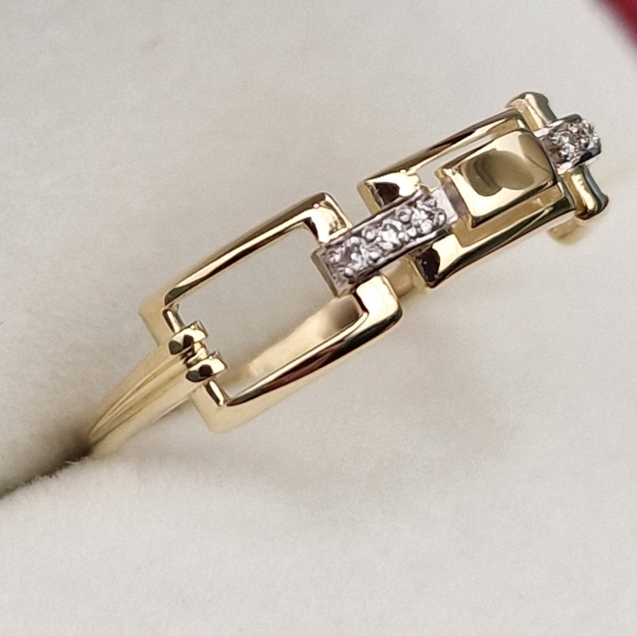 Кольцо Deimantas 101103110 16,5р 1,37гр 0,029ct. купить,NaN