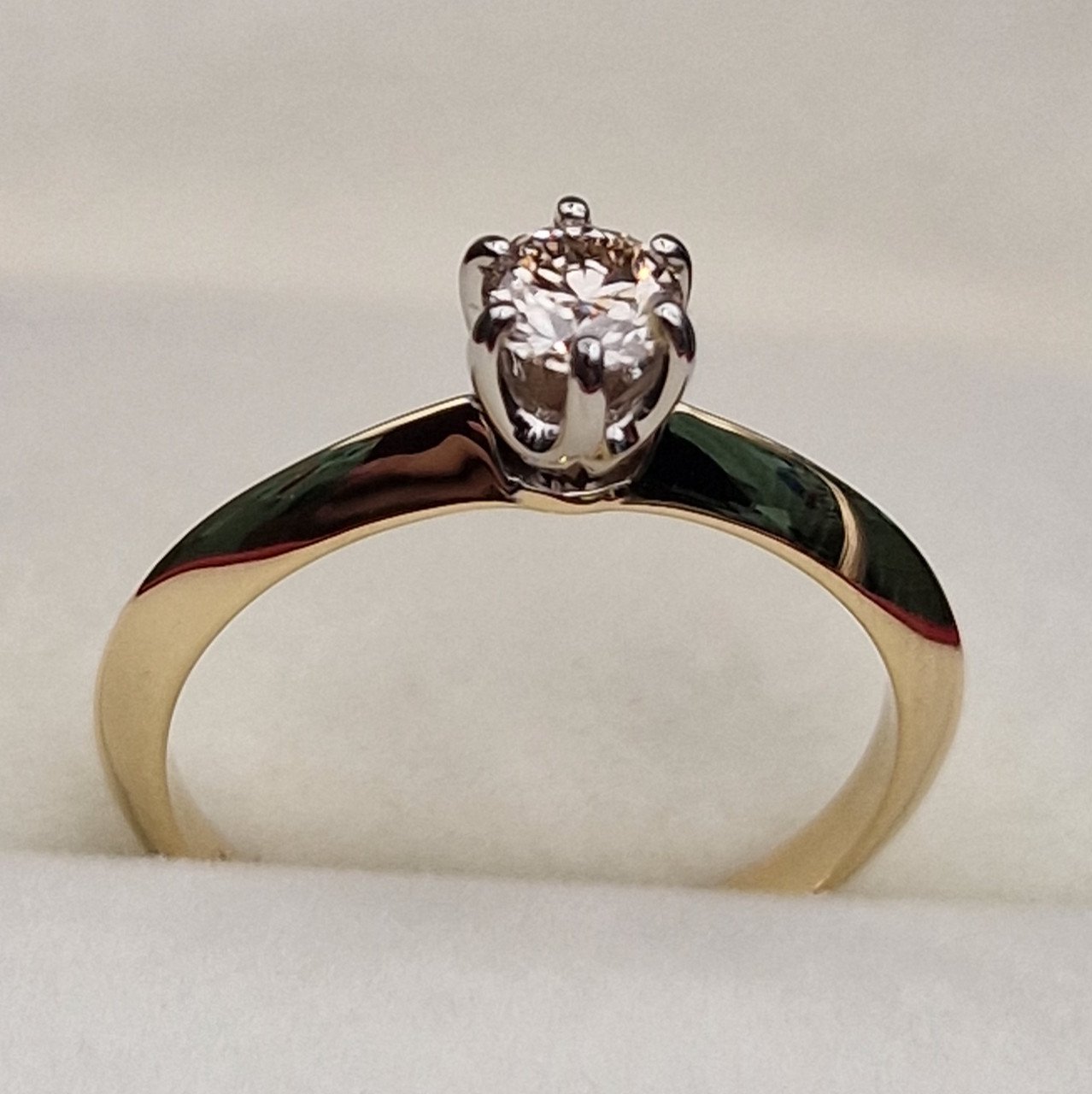 Кольцо Deimantas 101103228 17,5р 2,54гр 0,36ct. купить,NaN