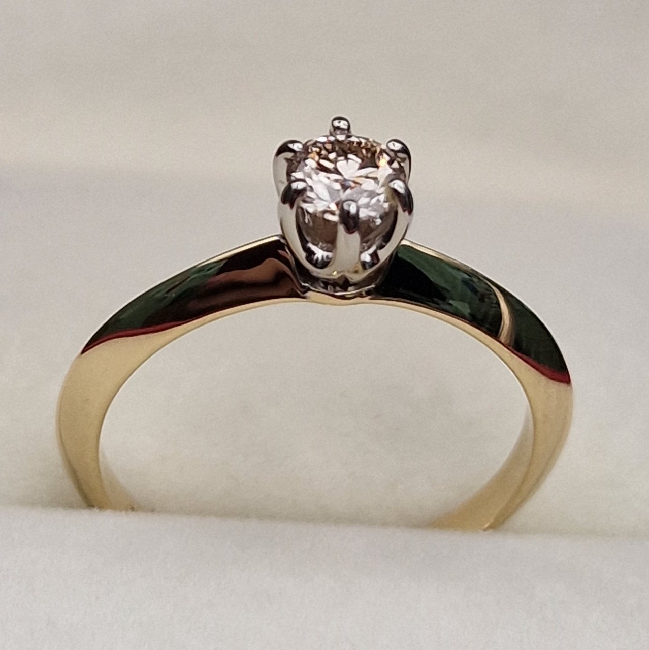 Кольцо Deimantas 101103228 17,5р 2,54гр 0,36ct. купить,NaN