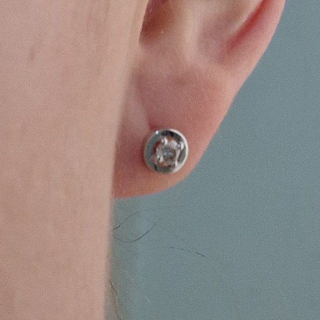 Серьги Deimantas 101103255 1,21гр 0,25ct. купить,NaN