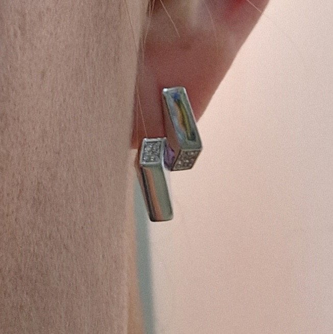Серьги Deimantas 101103294 16р 2,1гр 0,063ct. купить,NaN