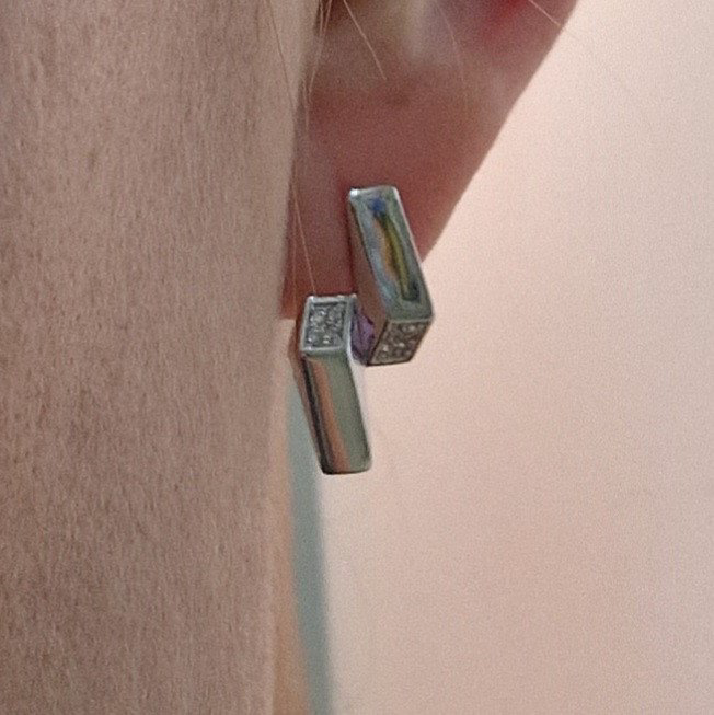Серьги Deimantas 101103294 16р 2,1гр 0,063ct. купить,NaN