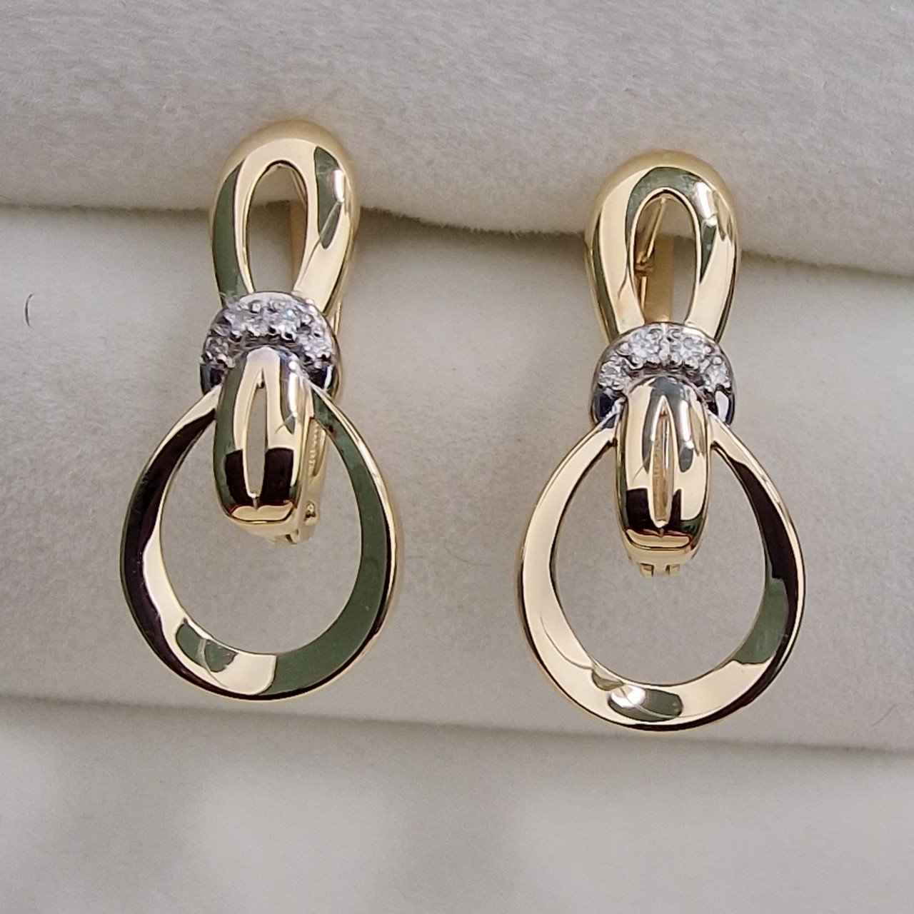 Серьги Deimantas 101103317 2,44гр 0,040ct. купить,NaN