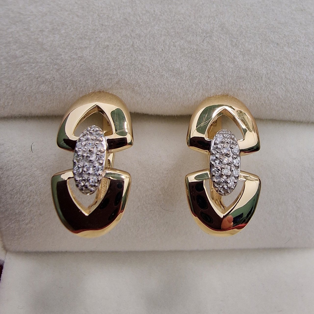 Серьги Deimantas 101103304 2,29гр 0,13ct. купить,NaN