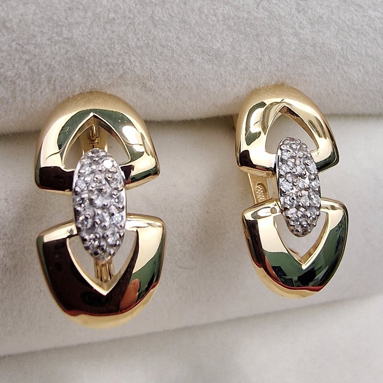 Серьги Deimantas 101103304 2,29гр 0,13ct. купить,NaN
