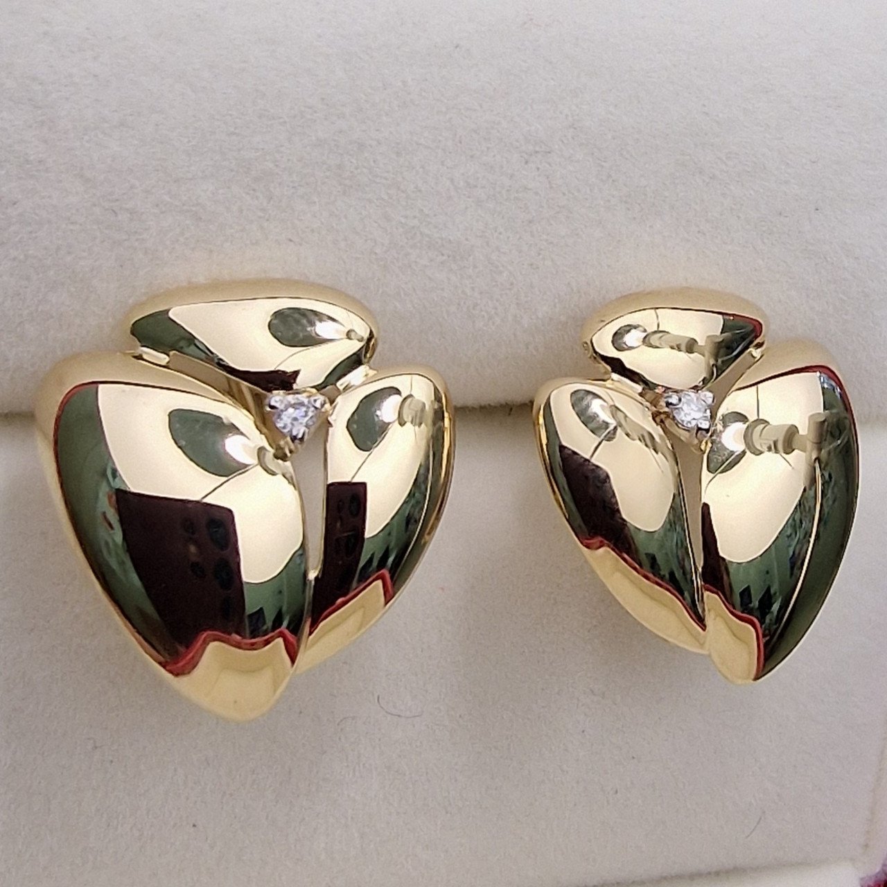 Серьги Deimantas 101103320 3,79гр 0,044ct. купить,NaN
