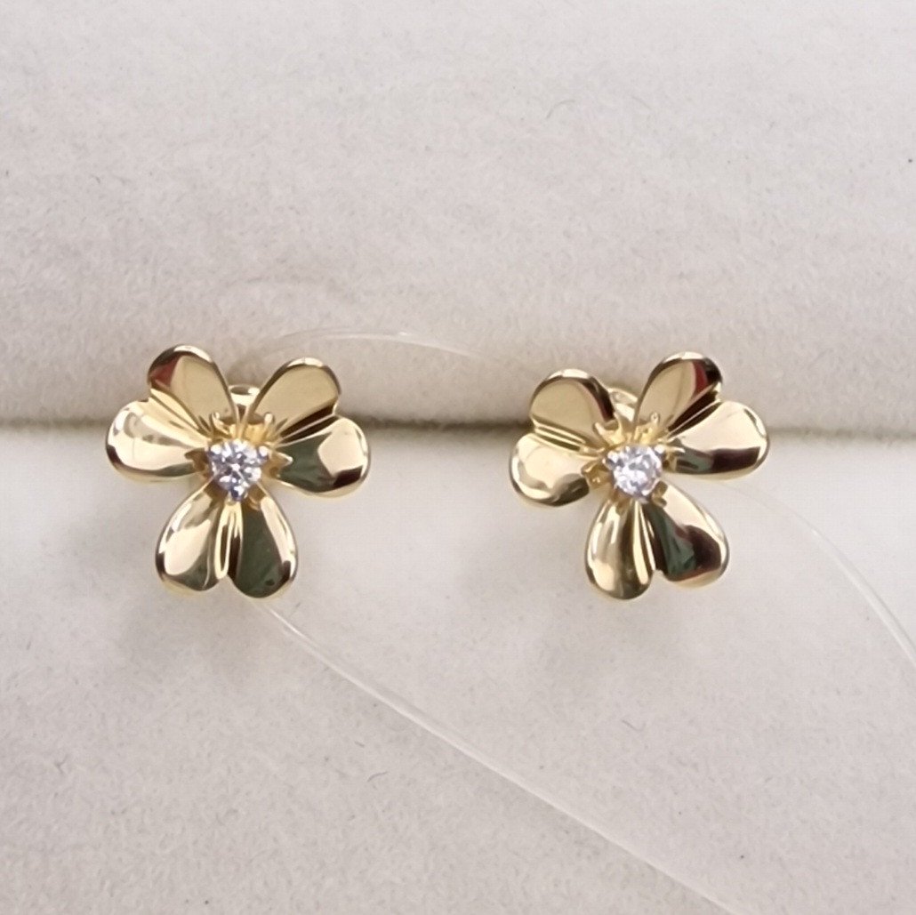 Серьги Deimantas 101103334 1,3гр 0,051ct. купить,NaN