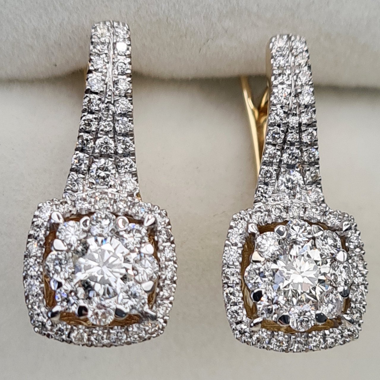 Комплект Deimantas 101113387 8,42гр 2,30ct. купить,NaN