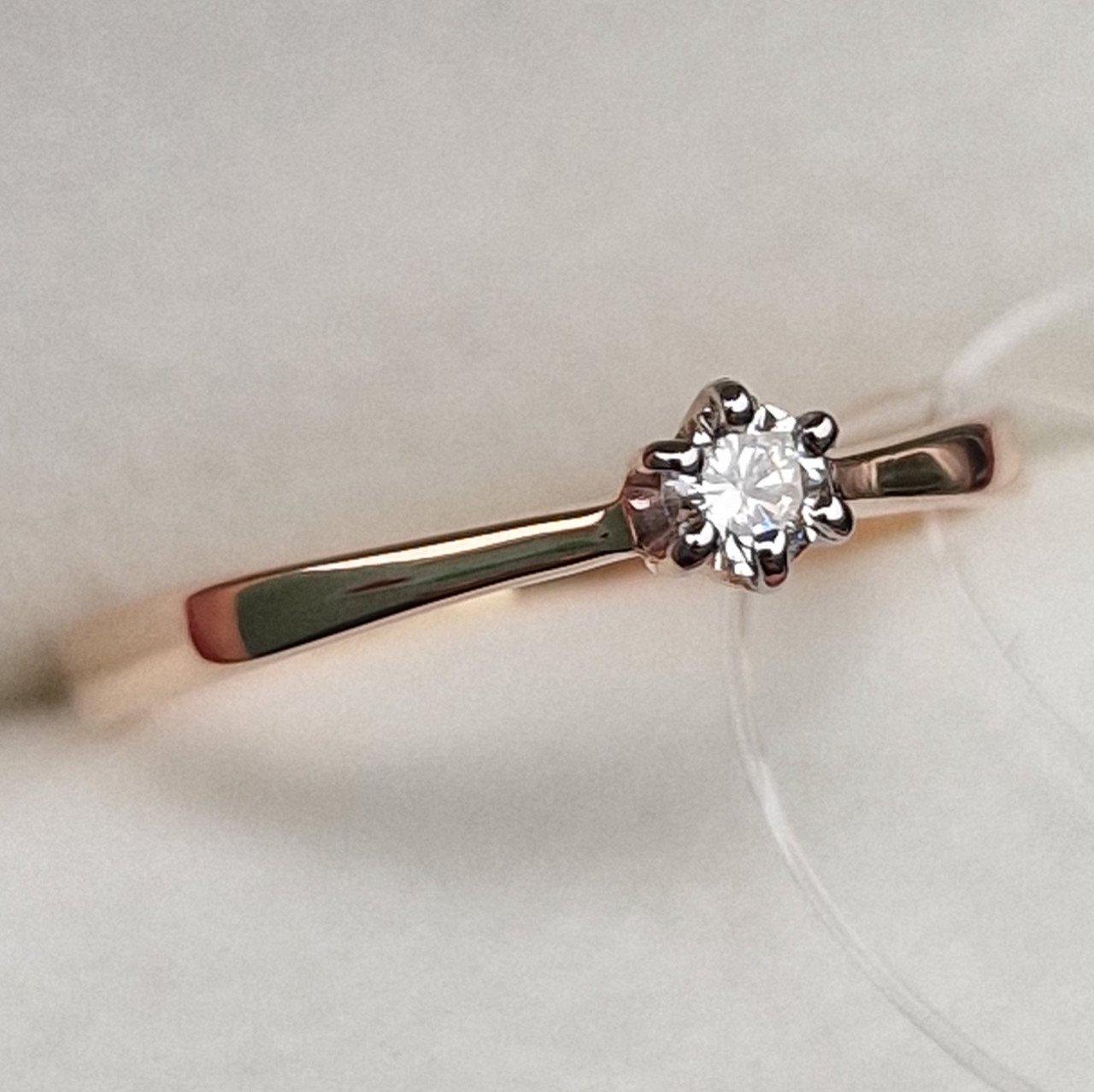 Кольцо Deimantas 100581277 16,5р 1,45гр 0,11ct. купить,NaN