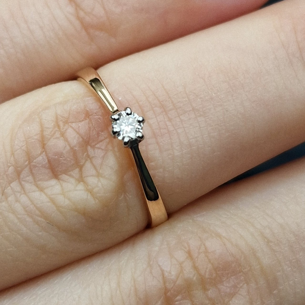 Кольцо Deimantas 100581279 17р 1,54гр 0,11ct. купить,NaN