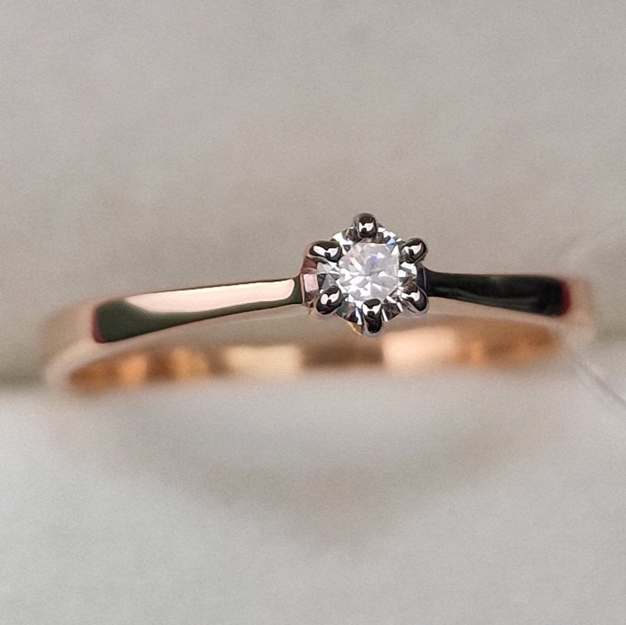 Кольцо Deimantas 100581276 17,5р 1,61гр 0,107ct. купить,NaN