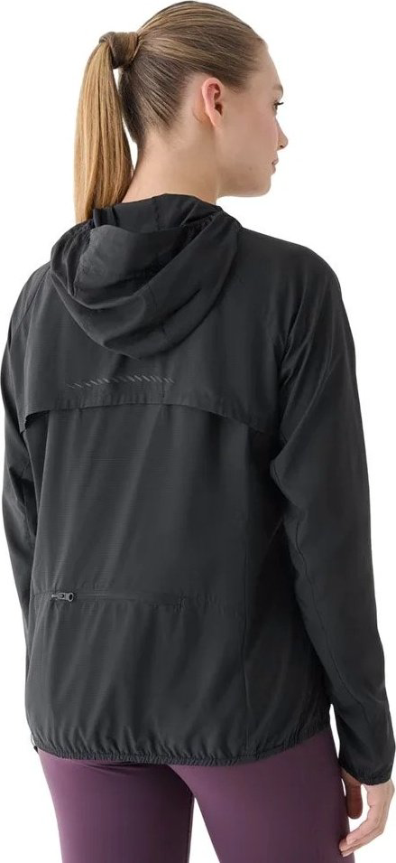 Демисезонная куртка 4F черный купить,37900