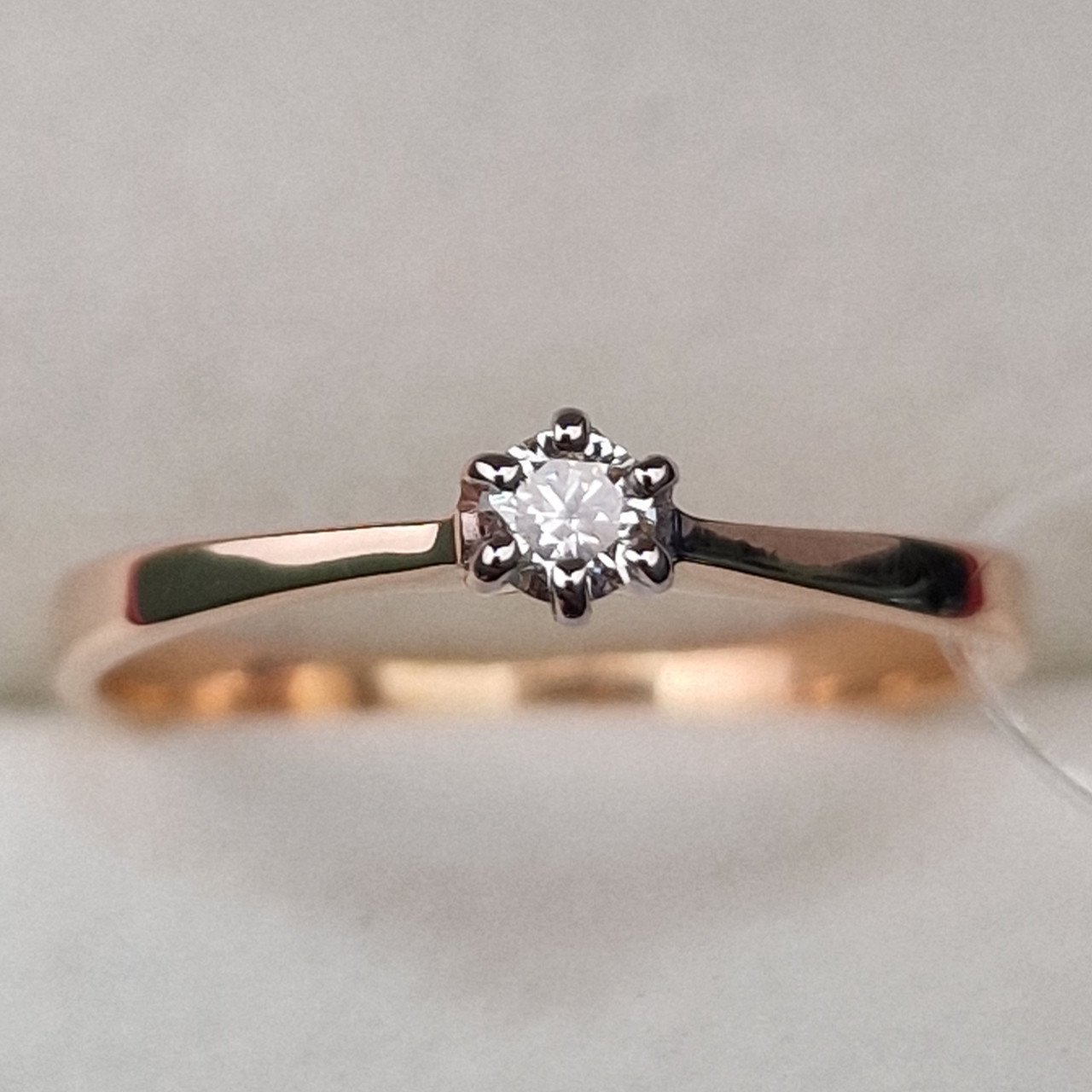 Кольцо Deimantas 100581279 17р 1,54гр 0,11ct. купить,NaN