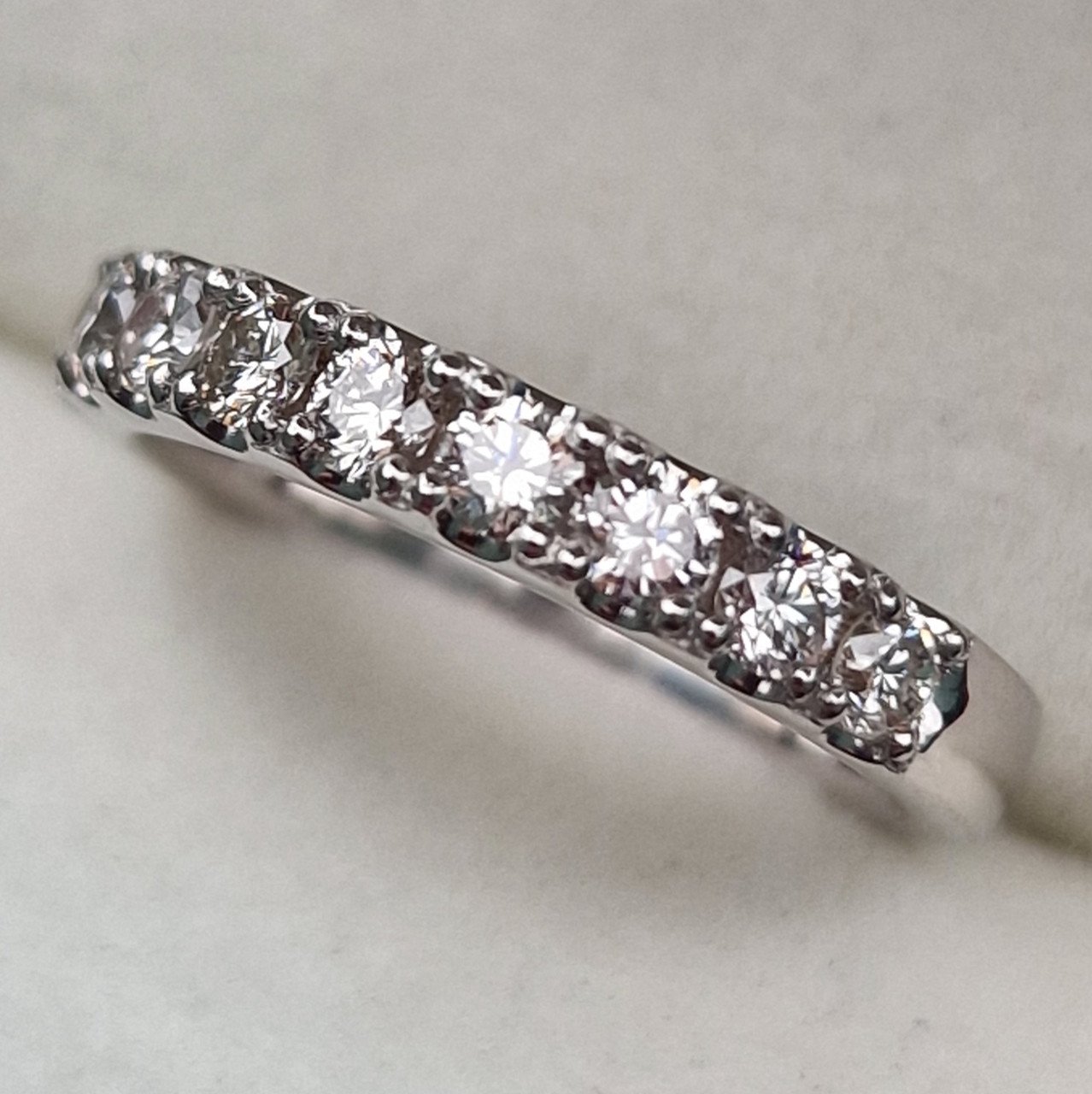 Кольцо Deimantas 100591540 15,5р 1,82гр 0,526ct. купить,NaN