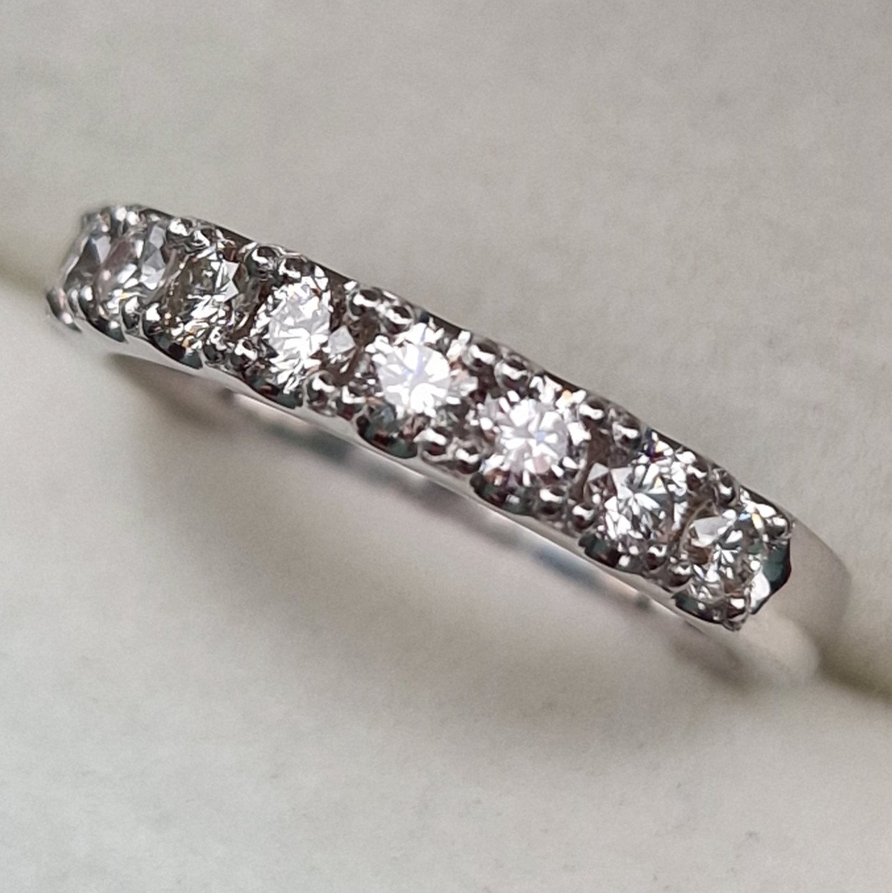 Кольцо Deimantas 100591540 15,5р 1,82гр 0,526ct. купить,NaN