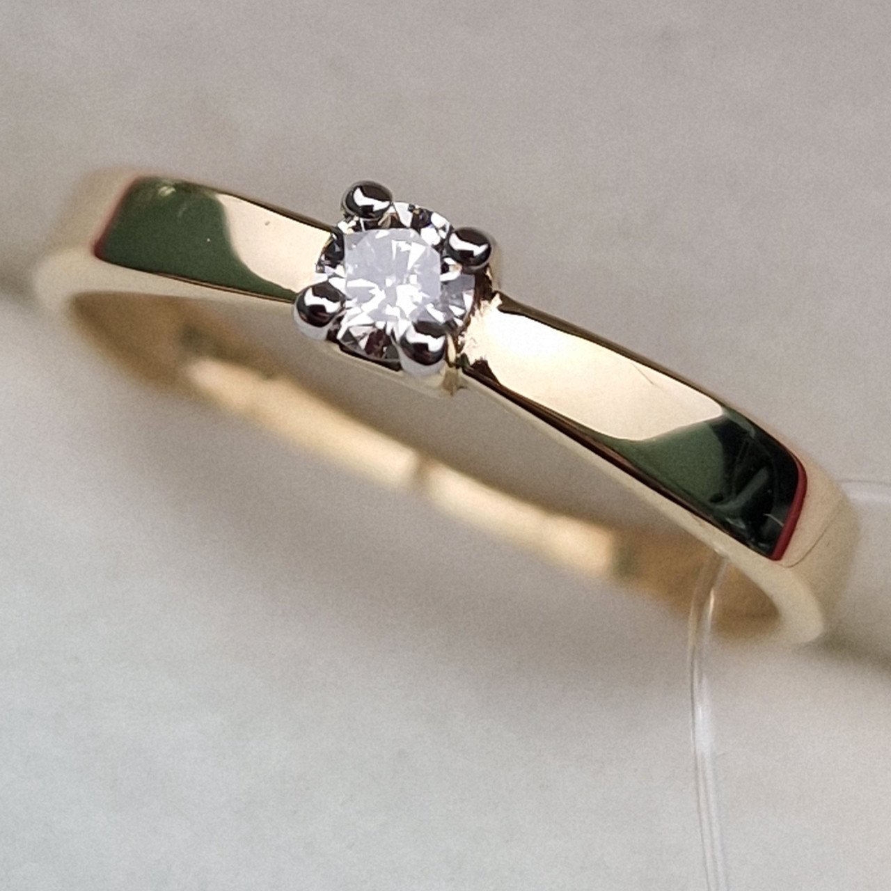 Кольцо Deimantas 100581299 16,5р 1,32гр 0,126ct. купить,NaN