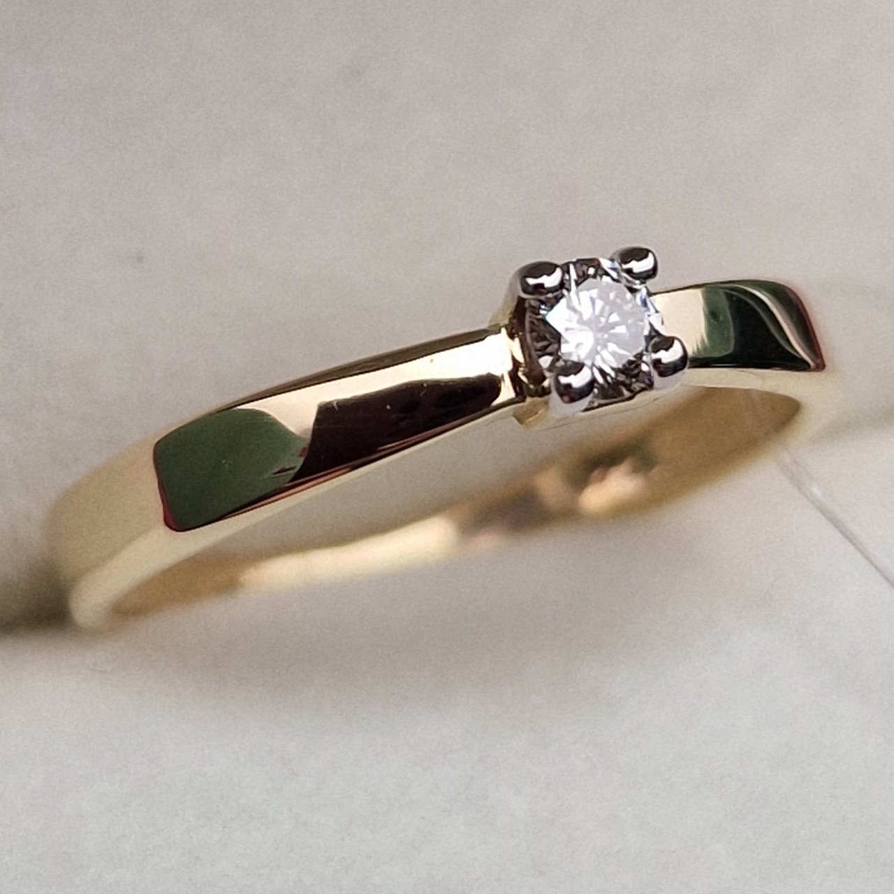Кольцо Deimantas 100581299 16,5р 1,32гр 0,126ct. купить,NaN