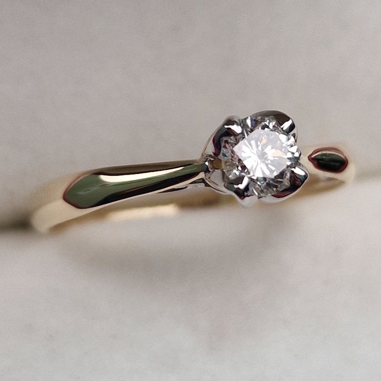 Кольцо Deimantas 100581314 16,5р 1,98гр 0,317ct. купить,NaN