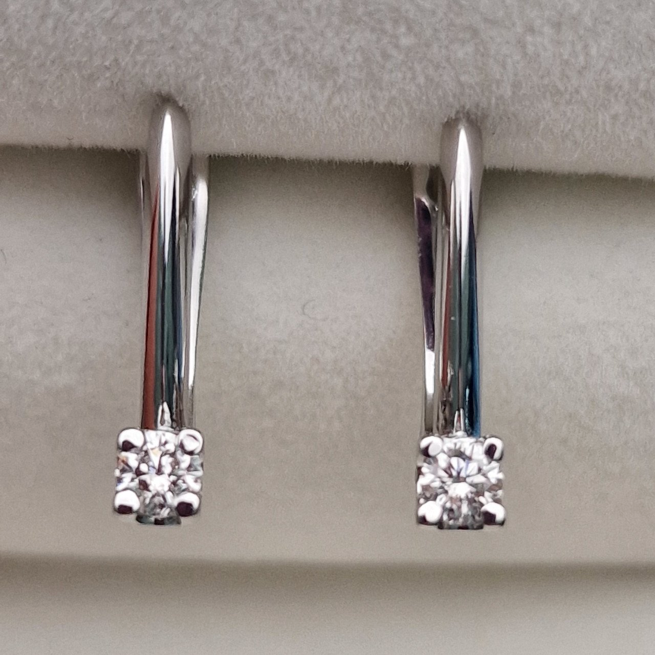 Серьги Deimantas 100593465 2,27гр 0,224ct. купить,NaN