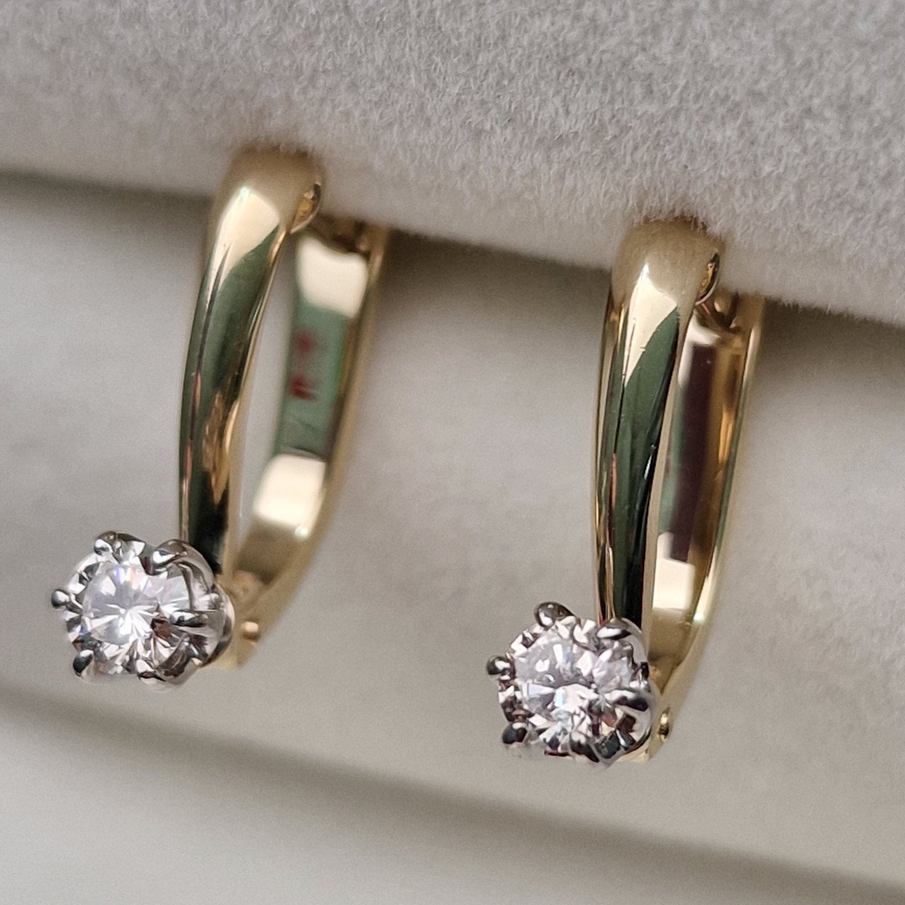 Серьги Deimantas 100596997 3,1гр 0,362ct. купить,NaN